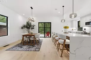 10000 SW 25th Ave, Portland, OR 97219 - Photo 11