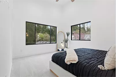 10000 SW 25th Ave, Portland, OR 97219 - Photo 17