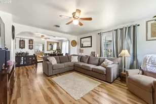 120 SE 11th Ave, Milton-Freewater, OR 97862 - Photo 5