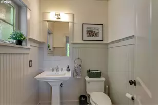 2939 SW Custer St, Portland, OR 97219 - Photo 21