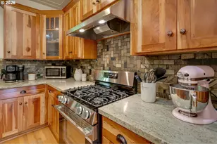 2939 SW Custer St, Portland, OR 97219 - Photo 13
