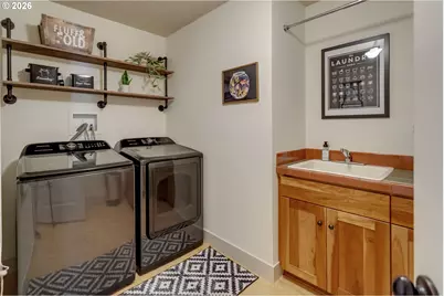 2939 SW Custer St, Portland, OR 97219 - Photo 31