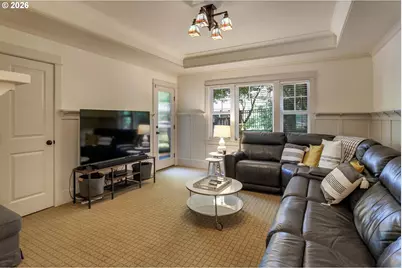 2939 SW Custer St, Portland, OR 97219 - Photo 5