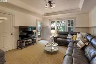 2939 SW Custer St, Portland, OR 97219 - Photo 5