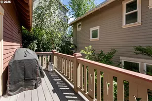 2939 SW Custer St, Portland, OR 97219 - Photo 41