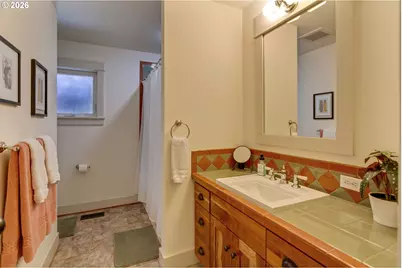 2939 SW Custer St, Portland, OR 97219 - Photo 33