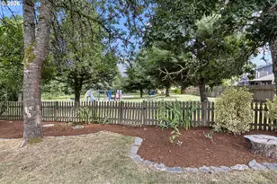 2702 Newton St, Philomath, OR 97370 - Photo 31
