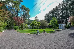 266 Riverwood Ln, Oakland, OR 97462 - Photo 7