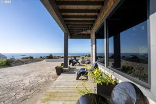 1495 8th St, Bandon, OR 97411 - Photo 33