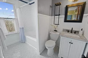 590 17th St, Astoria, OR 97103 - Photo 23