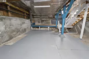 590 17th St, Astoria, OR 97103 - Photo 27