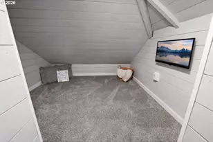 590 17th St, Astoria, OR 97103 - Photo 19