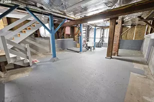 590 17th St, Astoria, OR 97103 - Photo 29