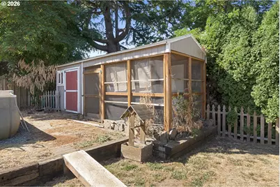2221 SW Indian Mary Ct, Troutdale, OR 97060 - Photo 39