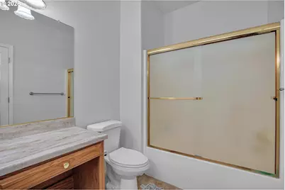 11415 SE Highland Loop, Clackamas, OR 97015 - Photo 29