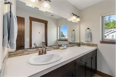 945 Makena Ln, Hood River, OR 97031 - Photo 25