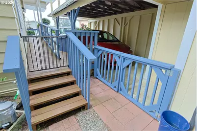 529 Puerto Vista Dr, Coos Bay, OR 97420 - Photo 29
