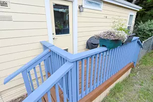 529 Puerto Vista Dr, Coos Bay, OR 97420 - Photo 37
