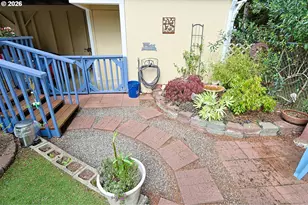 529 Puerto Vista Dr, Coos Bay, OR 97420 - Photo 31