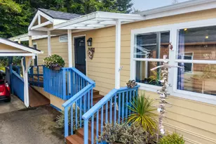 529 Puerto Vista Dr, Coos Bay, OR 97420 - Photo 3