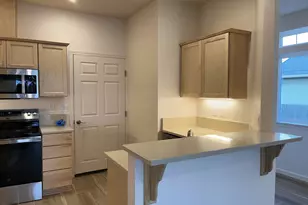 1433 37th St, Florence, OR 97439 - Photo 7