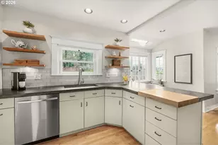 1361 SW Broadway Dr, Portland, OR 97201 - Photo 17