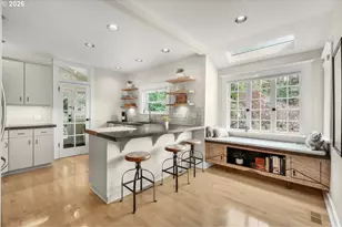 1361 SW Broadway Dr, Portland, OR 97201 - Photo 19