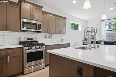 18110 NE 48th Ct, Vancouver, WA 98686 - Photo 9