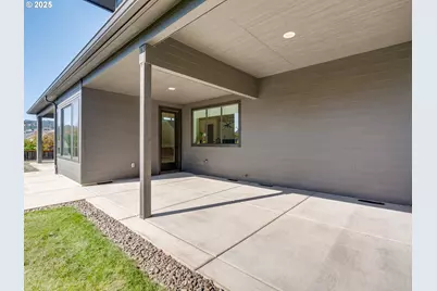 2650 NW Mt Ashland Dr, McMinnville, OR 97128 - Photo 31