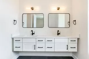 2650 NW Mt Ashland Dr, McMinnville, OR 97128 - Photo 21