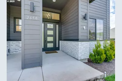 2650 NW Mt Ashland Dr, McMinnville, OR 97128 - Photo 3