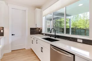 2650 NW Mt Ashland Dr, McMinnville, OR 97128 - Photo 11