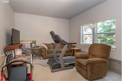 1788 NE Reagan Dr, Roseburg, OR 97470 - Photo 45
