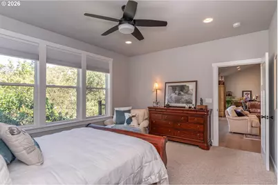 1788 NE Reagan Dr, Roseburg, OR 97470 - Photo 29