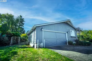 11910 NE Fremont St, Portland, OR 97220 - Photo 3