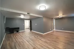 11910 NE Fremont St, Portland, OR 97220 - Photo 13