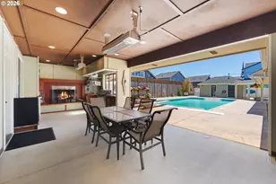 1975 Cleveland St, North Bend, OR 97459 - Photo 33