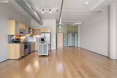 1400 NW Irving St #621, Portland, OR 97209 - Photo 15