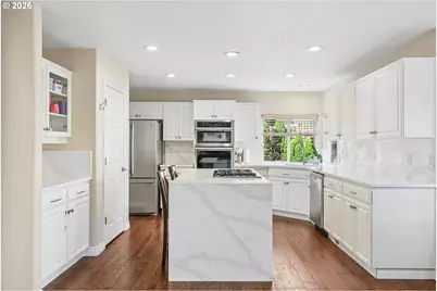 15579 SW 76th Ave, Portland, OR 97224 - Photo 9