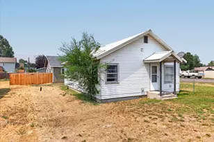 2095 17th St, Baker City, OR 97814 - Photo 33