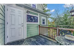 715 9th St, Oregon City, OR 97045 - Photo 33