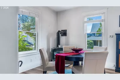715 9th St, Oregon City, OR 97045 - Photo 13