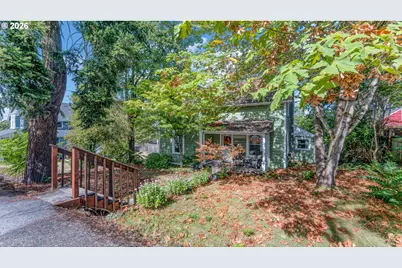 715 9th St, Oregon City, OR 97045 - Photo 3