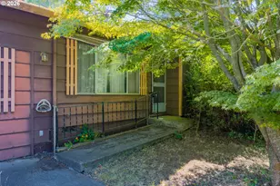 190 N Vernon St, Coquille, OR 97423 - Photo 23