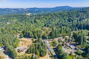 190 N Vernon St, Coquille, OR 97423 - Photo 17