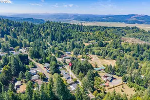 190 N Vernon St, Coquille, OR 97423 - Photo 19