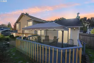 8915 NE 28th Pl, Vancouver, WA 98665 - Photo 5