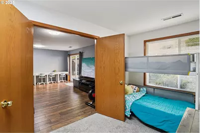 8915 NE 28th Pl, Vancouver, WA 98665 - Photo 33