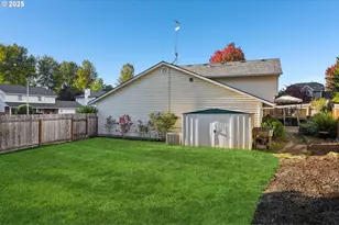 8915 NE 28th Pl, Vancouver, WA 98665 - Photo 37