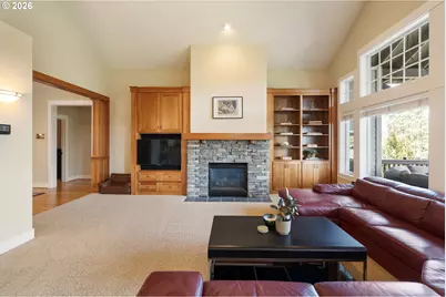 8676 SW Fair Ridge Way, Portland, OR 97223 - Photo 5